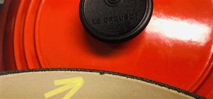 Is it safe to use chipped Le Creuset?