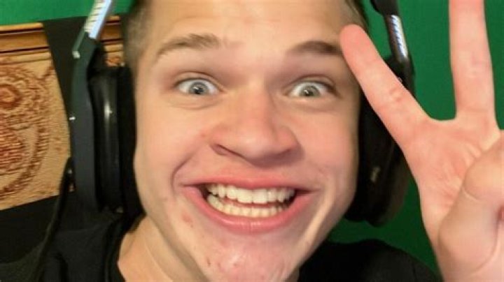 Is Jynxzi Autistic? Reddit Rumors About His Disability