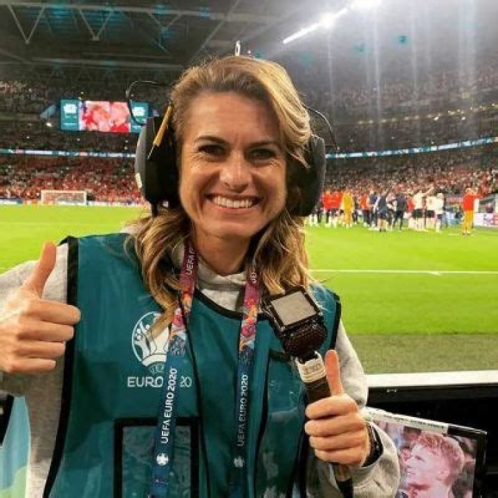 
Is Karen Carney Married? Relationship And Career Highlights 