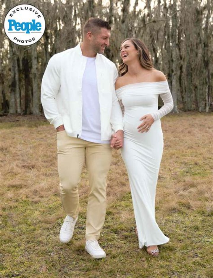 
Is Leigh Sales Pregnant? Who is Leigh Sales? 