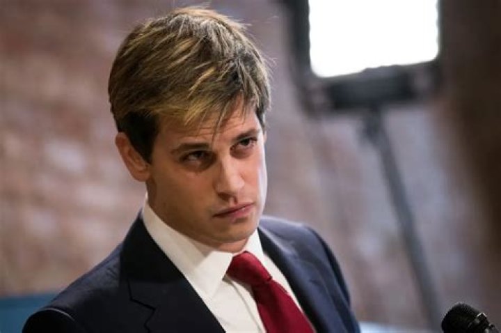 Is Milo Yiannopoulos Gay? Sexuality Partner And Family Details