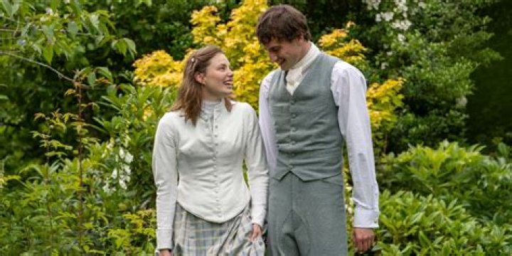 Is Netflix's The Society Actress, Kristine Froseth Dating? (Bio, Age, Boyfriend, Movies & Net Worth)