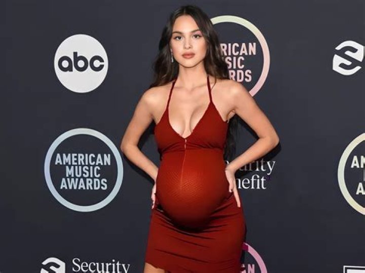 Is Olivia Rodrigo Pregnant In 2022? Baby Bump Or Weight Gain