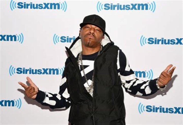 Is Sisqo Gay? Age, Height, Net Worth