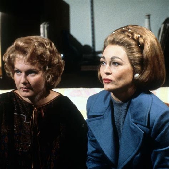 Is The Movie Mommie Dearest A True Story? Was Actress Joan Crawford Crazy Nuts?