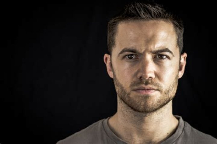 Is Tom Ainsley Gay? Sexuality Partner And Dating History