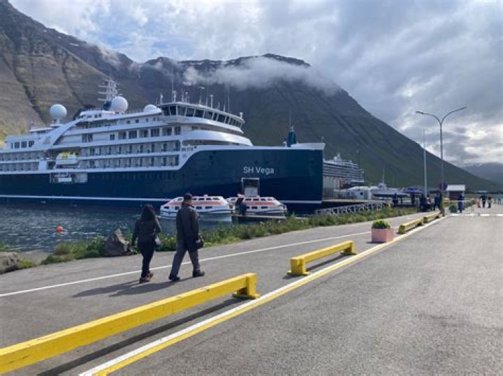Isafjordur Cruise: Best Cruises to Isafjordur