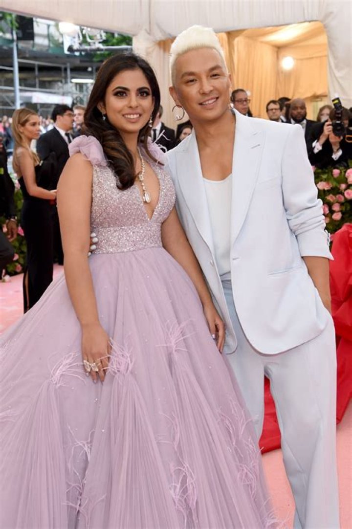 Isha Ambani Net Worth - Wiki, Age, Weight and Height, Relationships, Family, and More