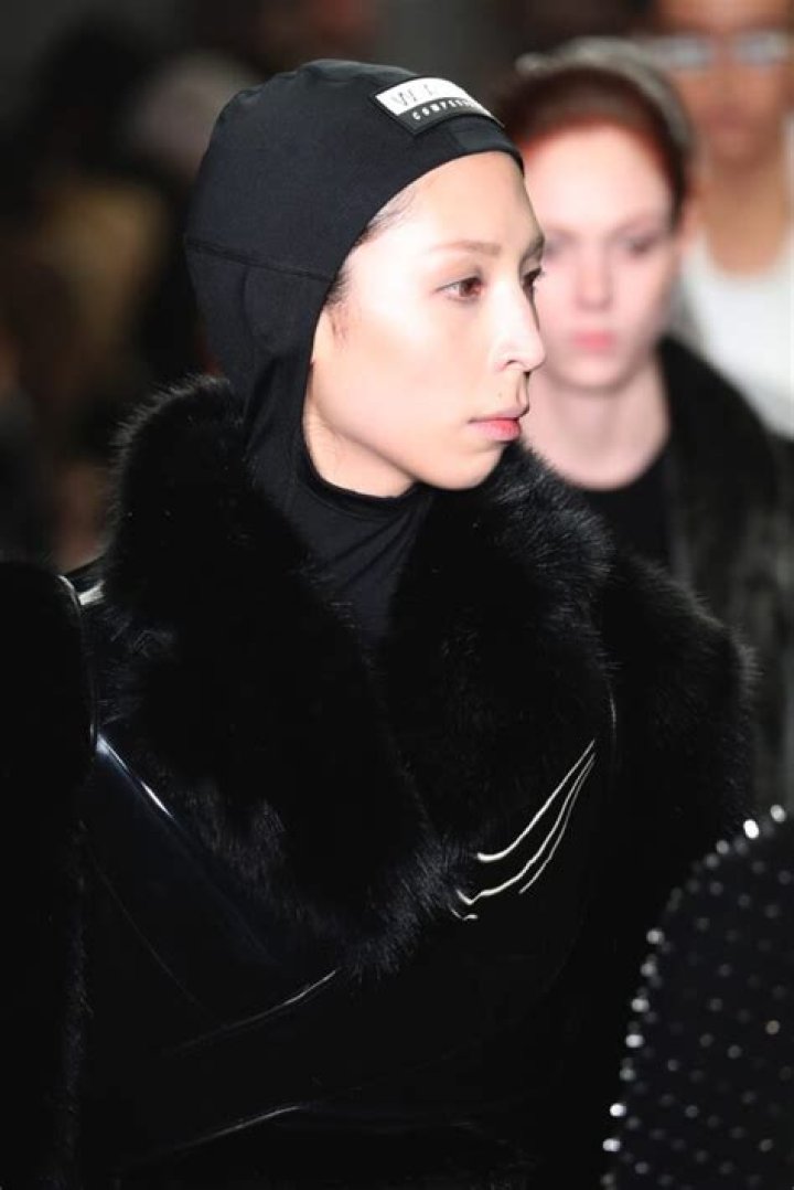 Issa Lish Net Worth - Wiki, Age, Weight and Height, Relationships, Family, and More