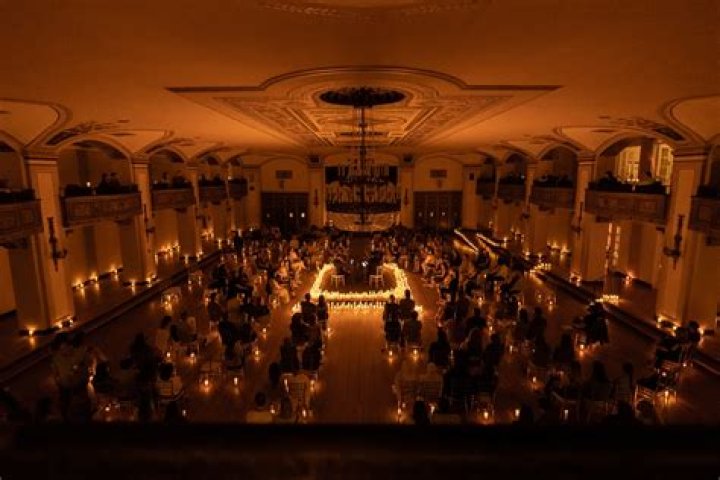 Jack White marries musician Olivia Jean! A surprise marriage proposal on stage at Masonic Temple