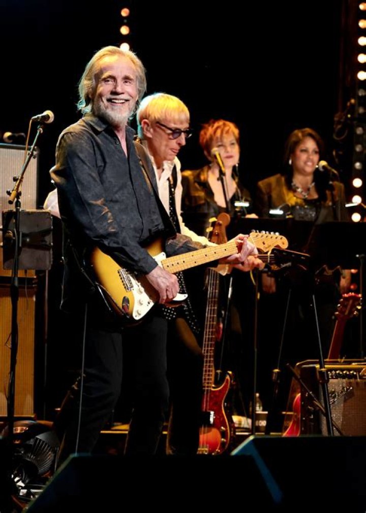 Jackson Browne Net Worth - Wiki, Age, Weight and Height, Relationships, Family, and More