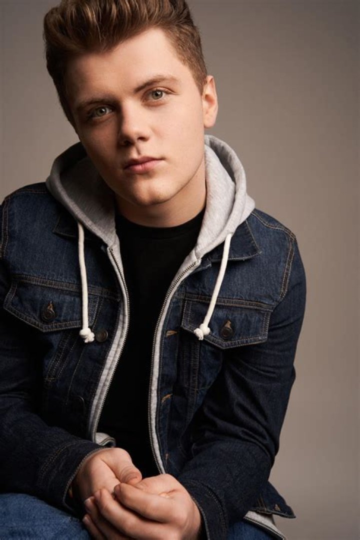 Jake Brennan - Age, Family, Bio