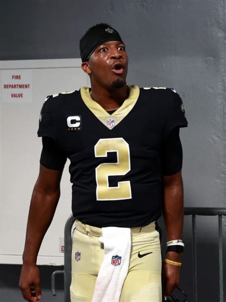 Jameis Winston Net Worth - Wiki, Age, Weight and Height, Relationships, Family, and More