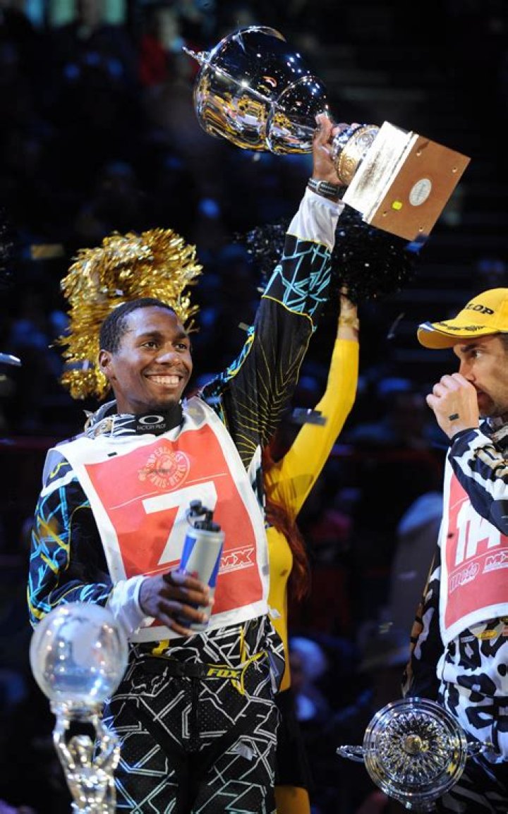 James Bubba Stewart Net Worth - Wiki, Age, Weight and Height, Relationships, Family, and More