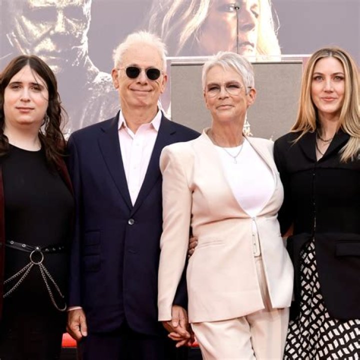 Jamie Lee Curtis Height, Weight, Net Worth, Age, Birthday, Wikipedia, Who, Instagram, Biography