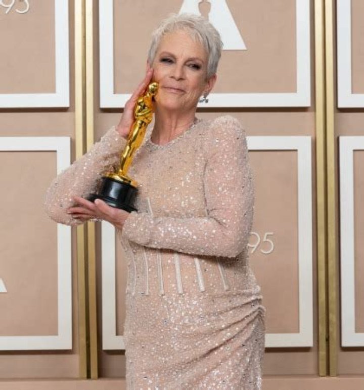Jamie Lee Curtis hopes she can ‘be Switzerland’ in the SAG-AFTRA strike