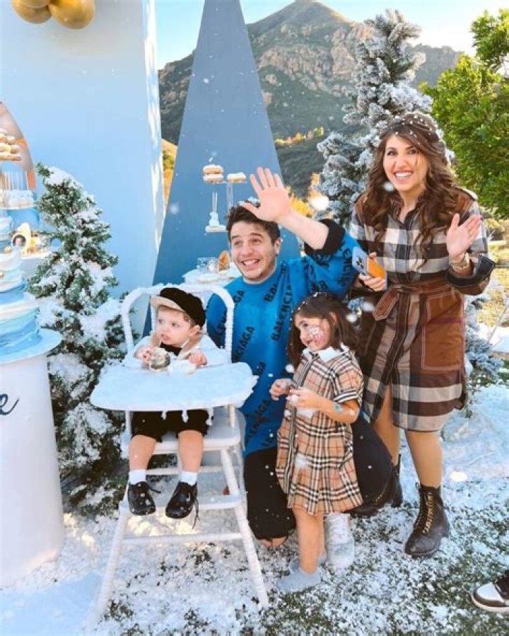 JayzTwoCents - Age, Family, Bio