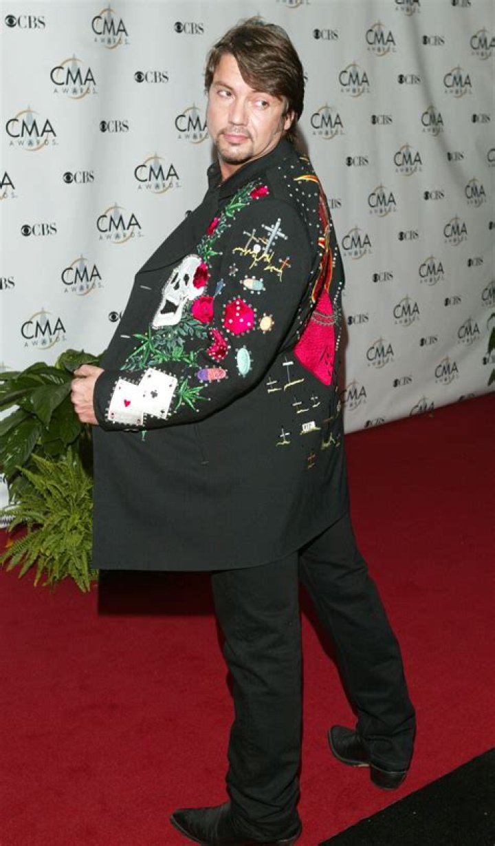 Jeff Bates Net Worth - Wiki, Age, Weight and Height, Relationships, Family, and More