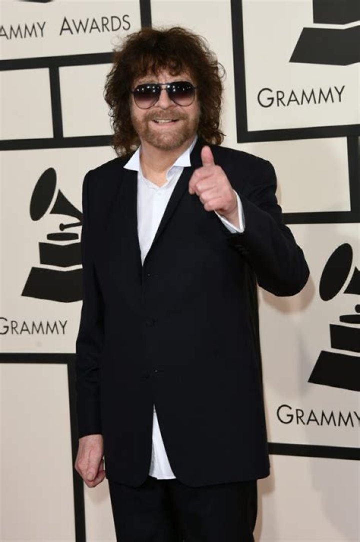 Jeff Lynne Net Worth - Wiki, Age, Weight and Height, Relationships, Family, and More