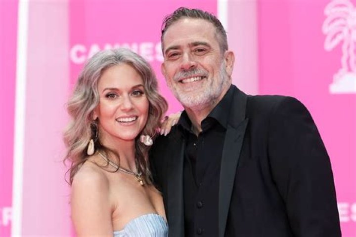 Jeffrey Dean Morgan really did have a secret baby with that CW chick