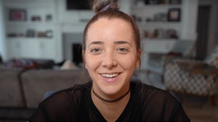 Jenna Marbles - Age, Family, Bio