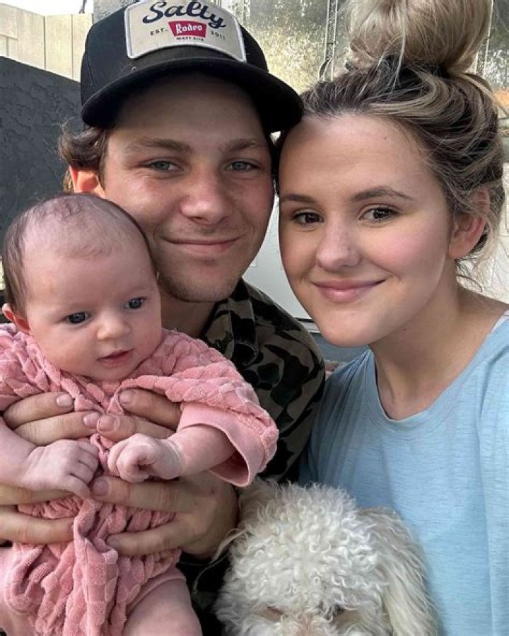 Jenna Weeks - Age, Family, Bio