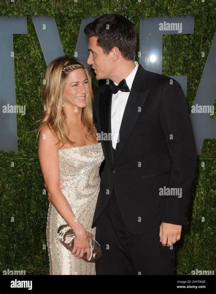 Jennifer Aniston and John Mayer spotted on hotel date