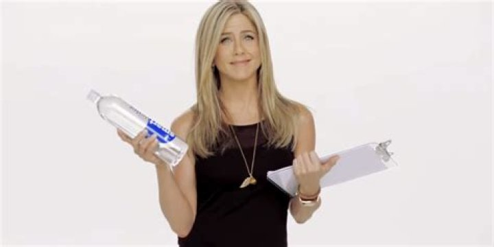 Jennifer Aniston’s latest Smart Water ads: ridiculously Photoshopped or just cute?