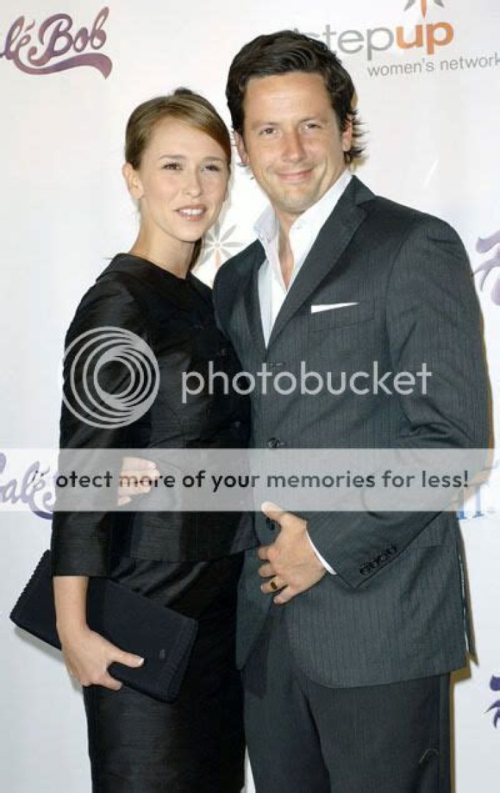 Jennifer Love Hewitt and Ross McCall to marry this summer