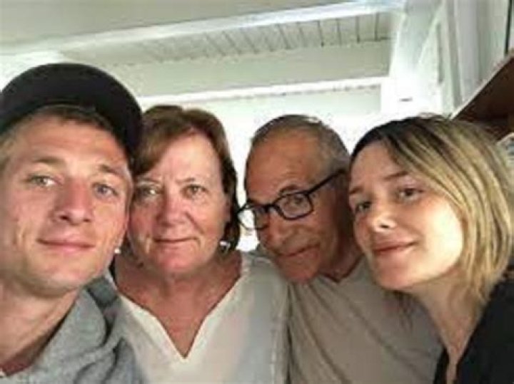 Jeremy Allen White Siblings: Meet Sister Annabelle Parents And Religion