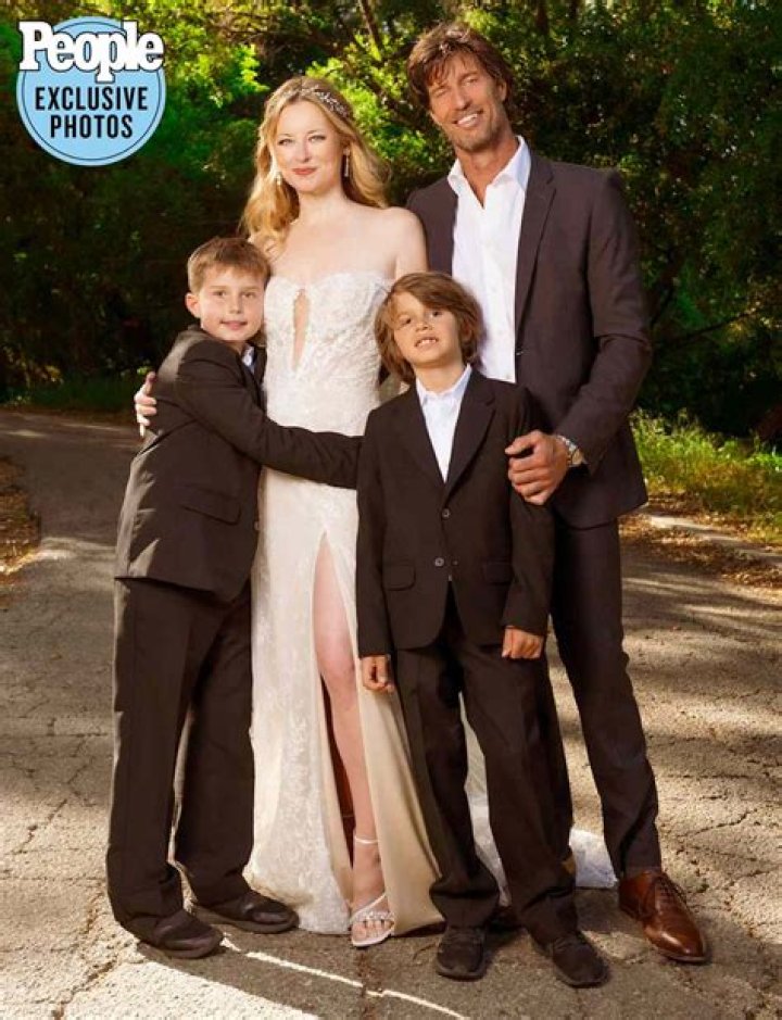 Jessica Morris - Age, Family, Bio