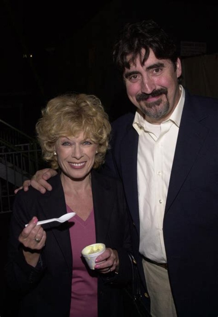 Jill Gascoine Height, Age, Boyfriend, Biography, Wiki, Net Worth