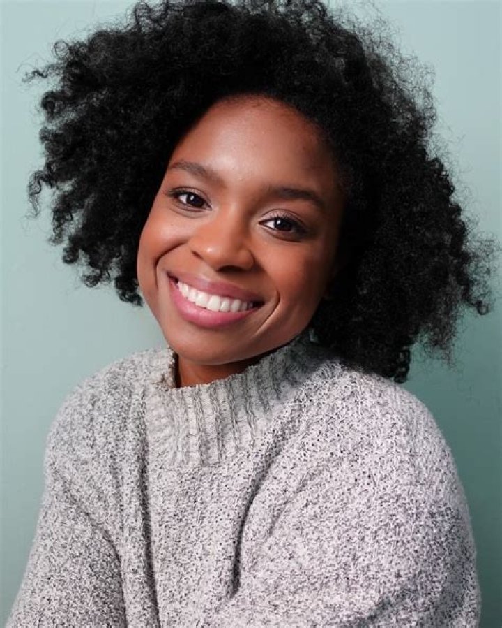 Jo Firestone, Bio, Career, Married, Engaged, Fiance, Child, Net Worth