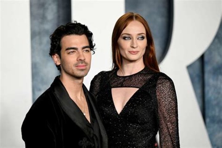 Joe Jonas 'shuts down divorce rumors' with one 'iconic' photo