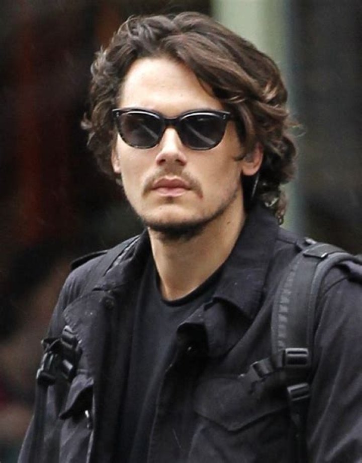 John Mayer’s douche-stache: tragically uncool or just perfect?