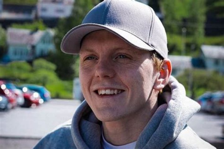 Jonas Strand Gravli - Age, Family, Bio