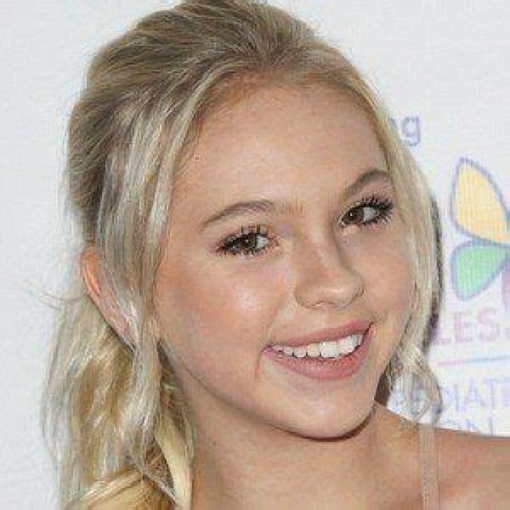 Jordyn Jones Lifewithwinter - Age, Family, Bio