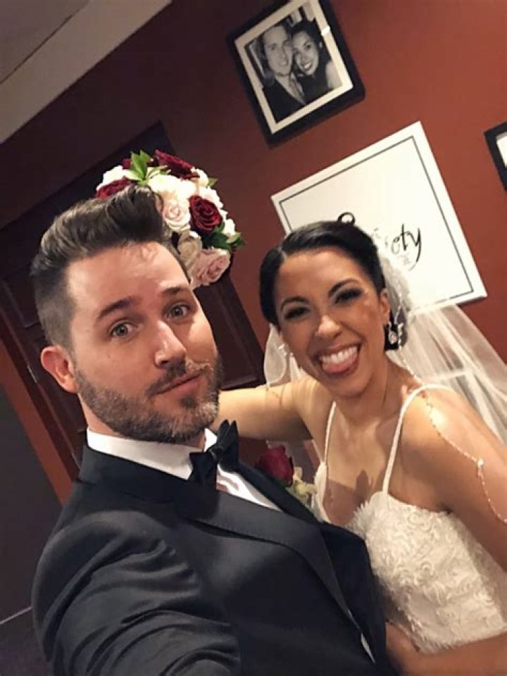 Joshua David Evans - Age, Family, Bio