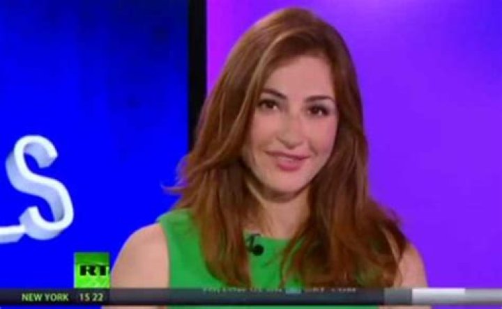 Journalist Polly Boiko is more focused on her career rather than her personal life.