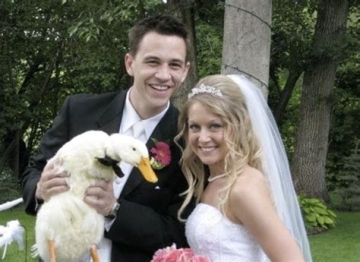 Justin Flom is married to his Wife, Jocelynn Flom, since 2009