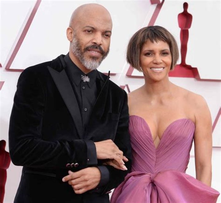 Kaalan Walker And Halle Berry Relationship Before Sentenced To 50 Years In Prison, Was He Married? Dating History