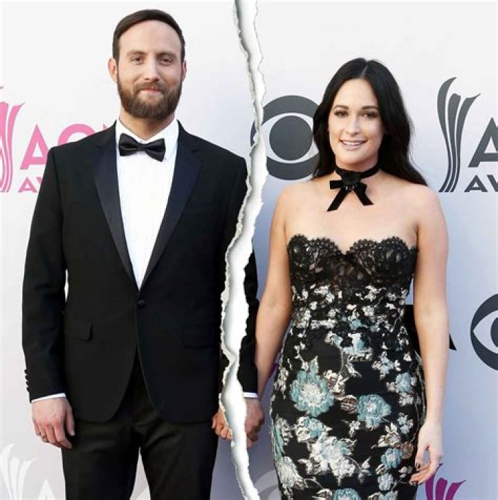 Kacey Musgraves & Ruston Kelly are divorcing after less than three years of marriage