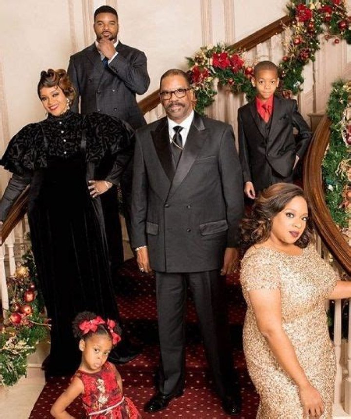 Karen Clark-Sheard - Age, Family, Bio