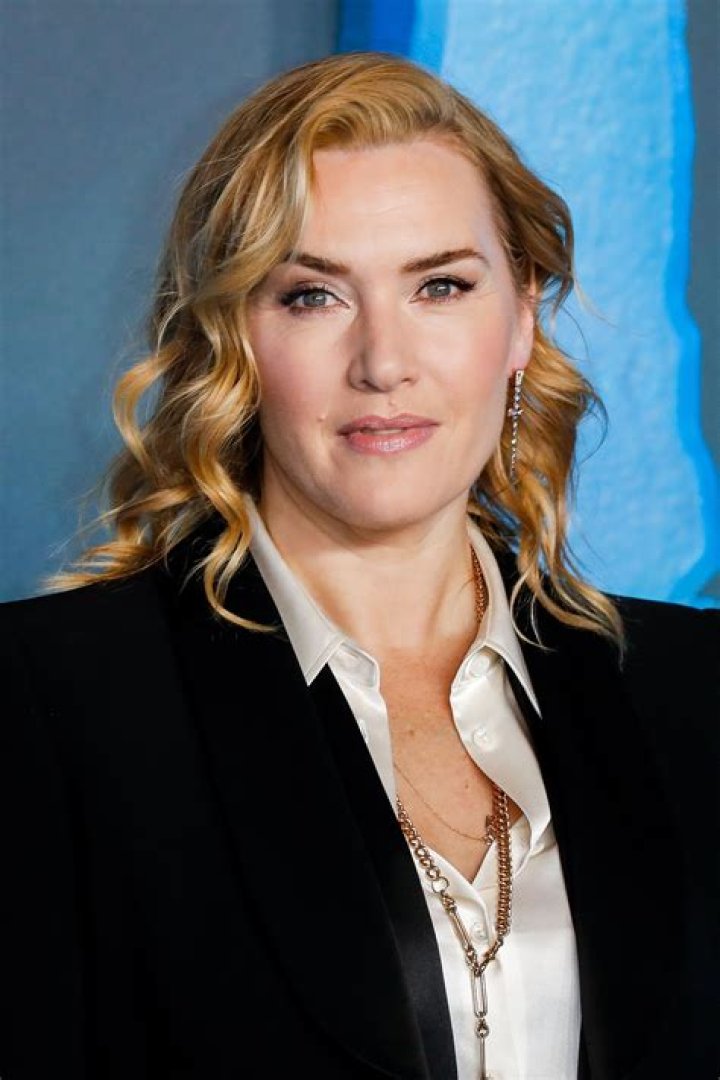 Kate Winslet is ‘very proud’ that her Botox-free forehead moves: lies?