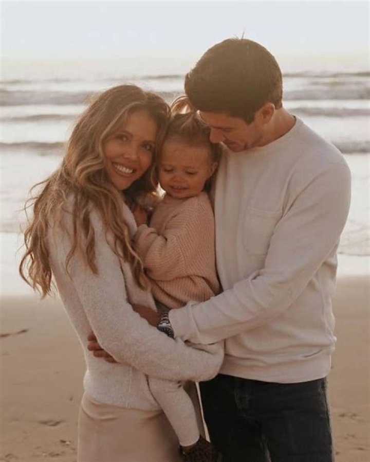 Katrina Scott - Age, Family, Bio