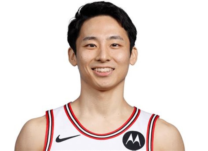 Kazuma Kawamura - Age, Family, Bio