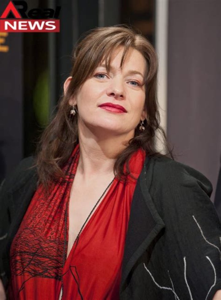 Kerry Fox Bio (Wiki) 