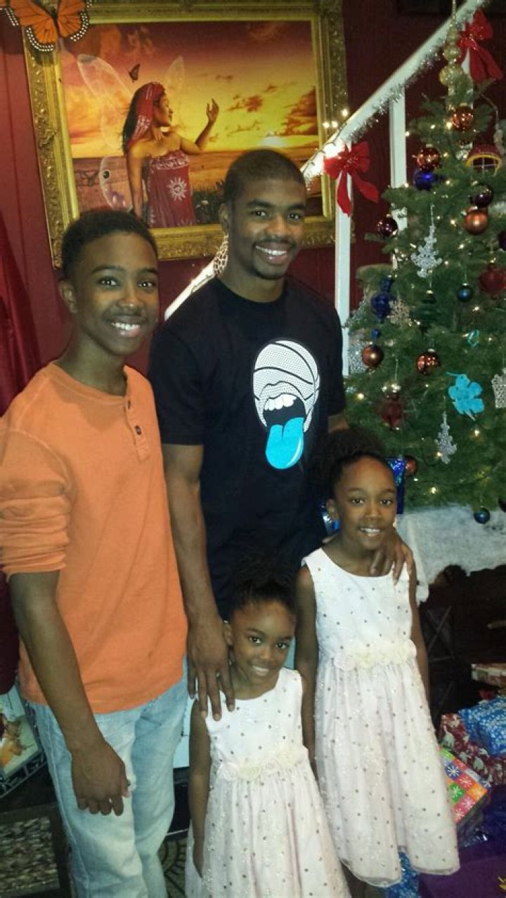 Khamani Griffin - Age, Family, Bio