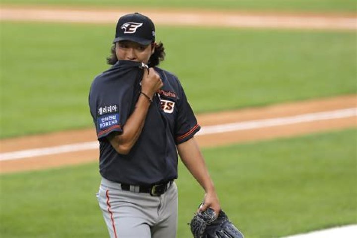 Kim Beom-su Net Worth - Wiki, Age, Weight and Height, Relationships, Family, and More