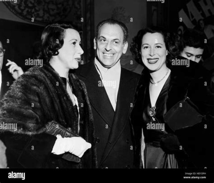 Kitty Carlisle Hart - Trivia, Family, Bio